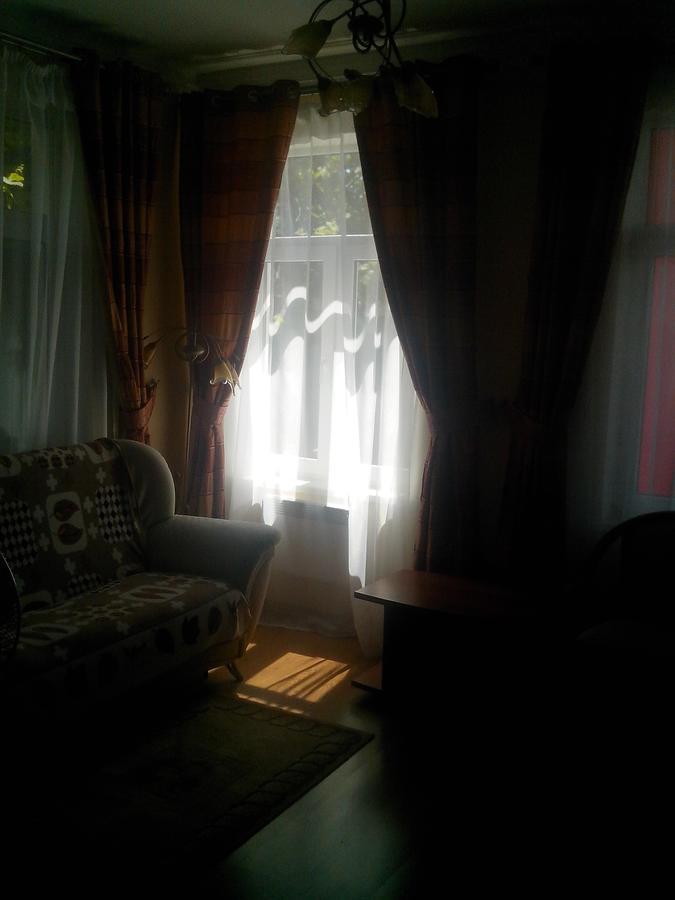 Бестужевский Дворик Gagra Exterior foto
